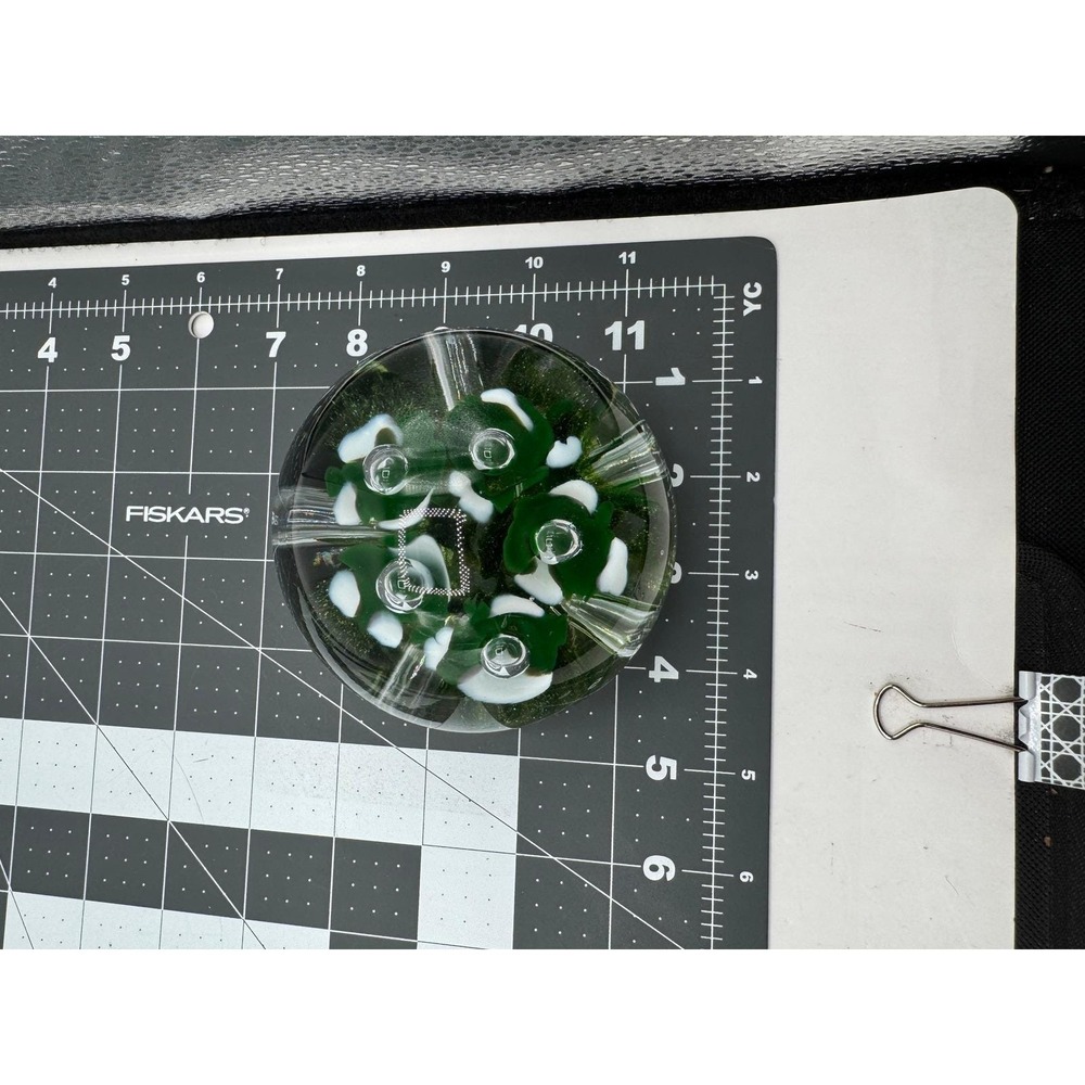 Jennings Bonnell JB Art Glass Paperweight Glitter Green White Floral Bubble - Picture 10 of 12
